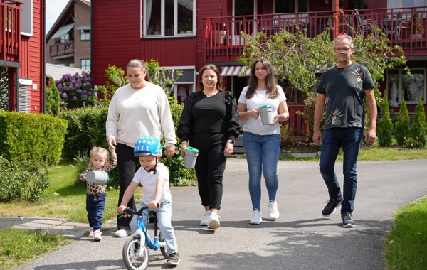 Fam Gran Bøssebærere Foto Fanny Huseby