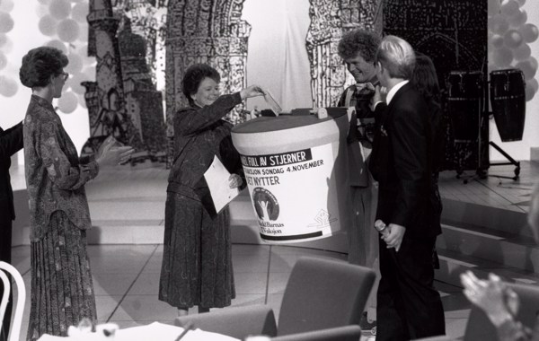 TV-aksjonen 50 år: Velkommen til fotoutstilling  